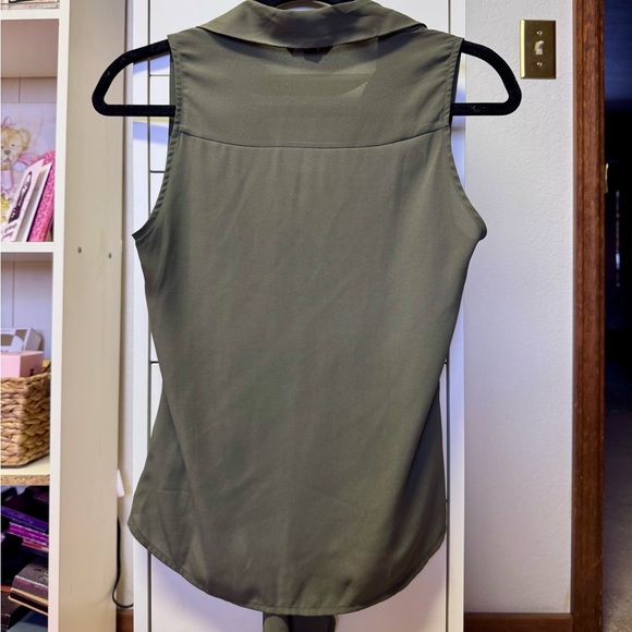 Express Collared Button-Down Tie-Front Top - Picture 3 of 7